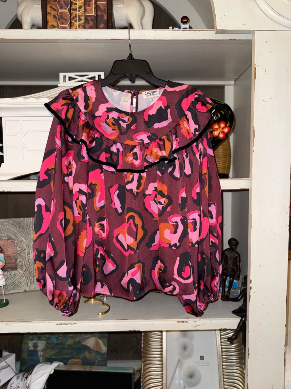 Crosby Mollie Burch Medium M ruffled collar blouse jungle queen